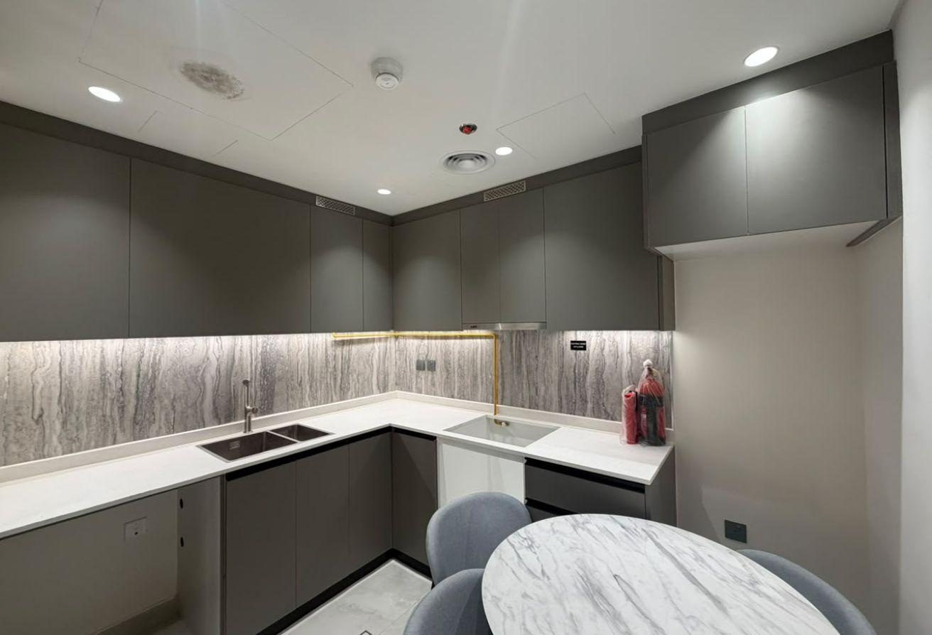 FLEXIBLE LANDLORD / BRAND NEW / STYLISH photo 9