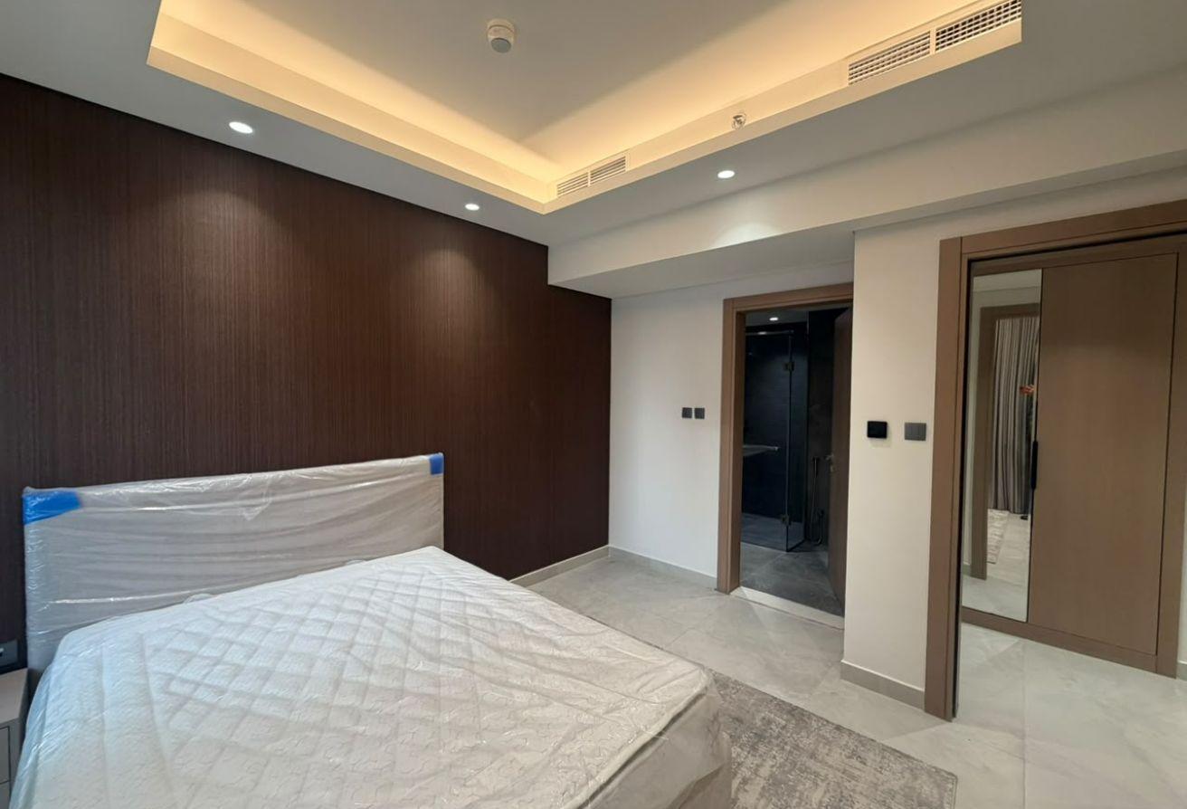 FLEXIBLE LANDLORD / BRAND NEW / STYLISH photo 6