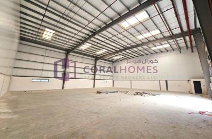Warehouse - Studio for rent in Dubai Investment Park 1 (DIP 1) - Dubai Investment Park (DIP) - Dubai