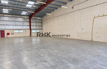 Warehouse - Studio for rent in Dubai Investment Park 2 (DIP 2) - Dubai Investment Park (DIP) - Dubai