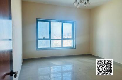 Apartment - 3 Bedrooms - 4 Bathrooms for sale in Corniche Tower - Ajman Corniche Road - Ajman