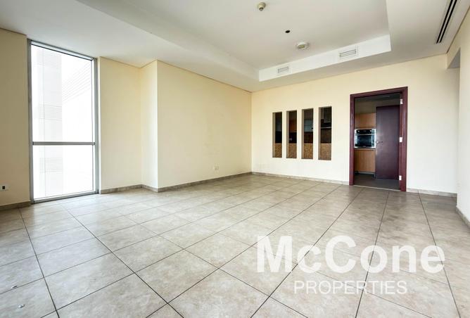 73110905 - Property Image 3