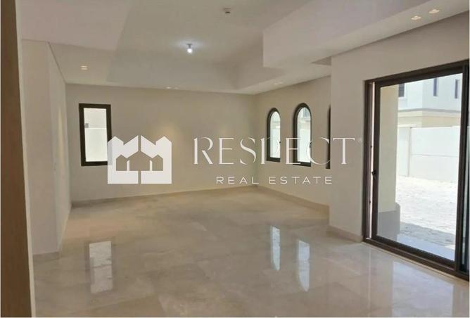 4-bed villa in Bloom Living · Vacant — photo 2