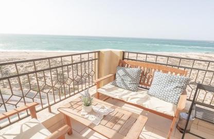Apartment - 2 Bedrooms - 3 Bathrooms for sale in Royal Breeze 1 - Royal Breeze - Al Hamra Village - Ras Al Khaimah