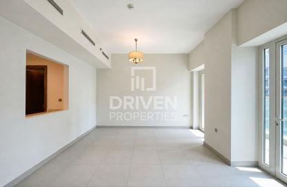Apartment - 2 - 3 for rent in Dune Residency - District 17 - Jumeirah Village Circle - Dubai
