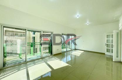 Apartment - 3 Bedrooms - 4 Bathrooms for rent in Al Khalidiya - Abu Dhabi