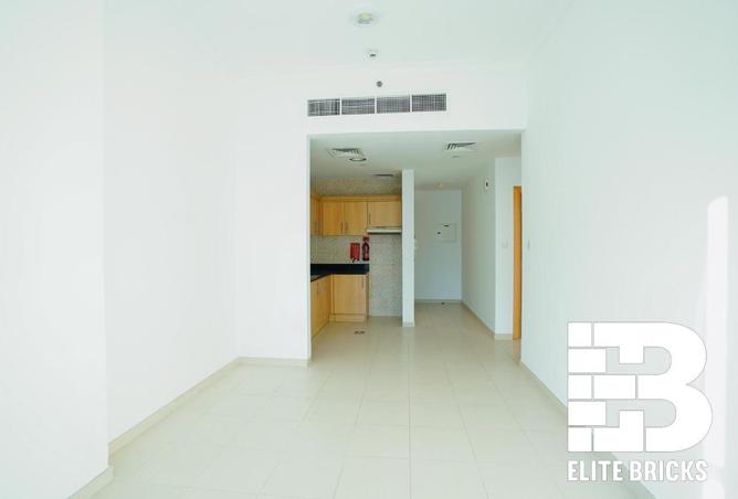 82815543 - صورة العقار 3