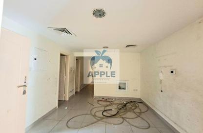 Apartment - 3 - 3 for rent in Muwaileh 29 Building - Muwaileh - Sharjah