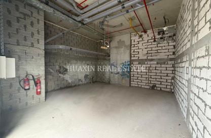 Shop - Studio for rent in Azizi Riviera 41 - Azizi Riviera - Meydan One - Meydan - Dubai