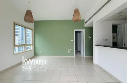 شقة - غرفة نوم - 1 حمام للايجار في الغزلان  3 - الغزلان - جرينز - دبي