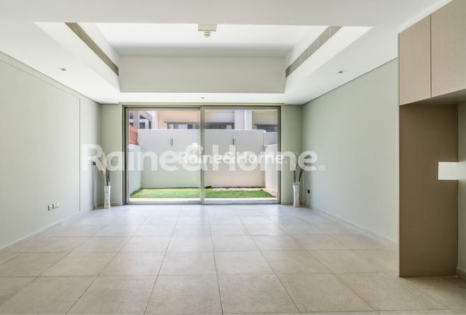 122008721 - Property Image 2