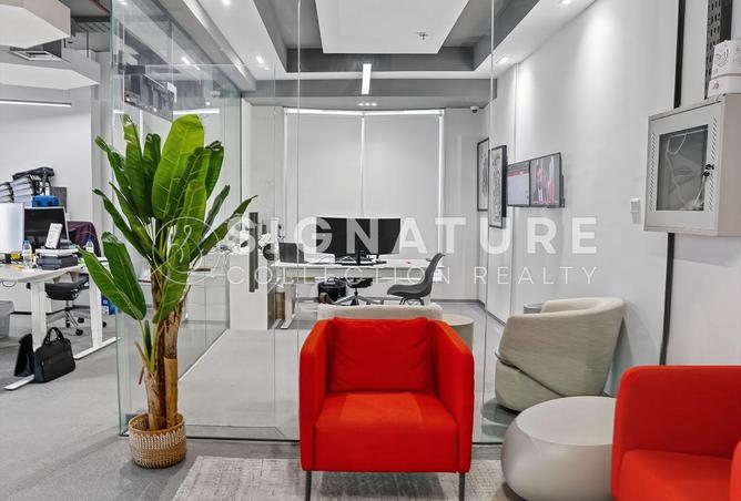 76963369 - Property Image 2