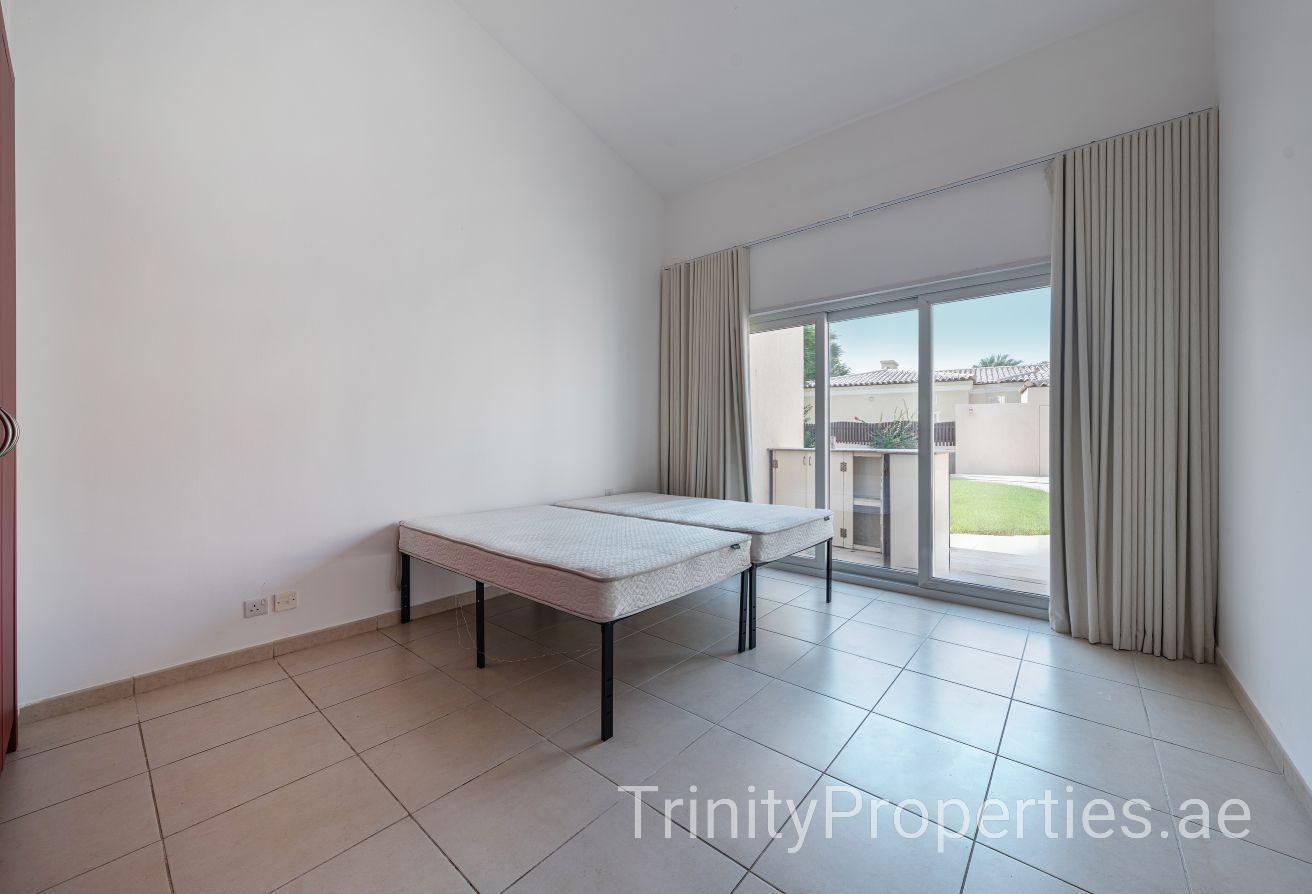 Exclusive | Unfurnished | 9,879 sqft Huge Plot photo 18