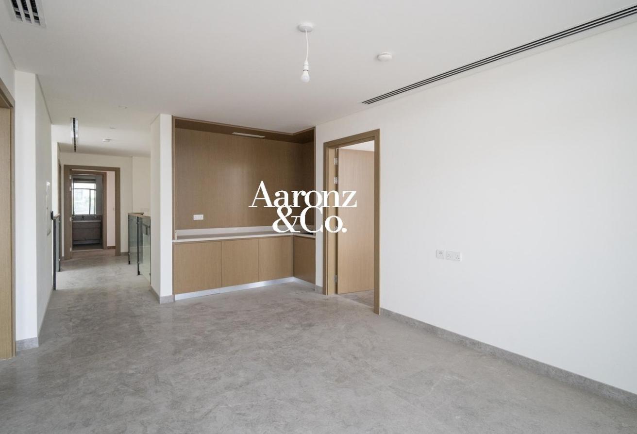 Large Plot | Landscape | Vacant | Ready To Move In photo 10