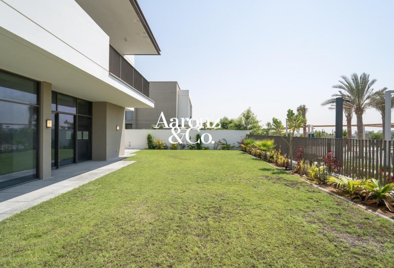 Large Plot | Landscape | Vacant | Ready To Move In photo 22