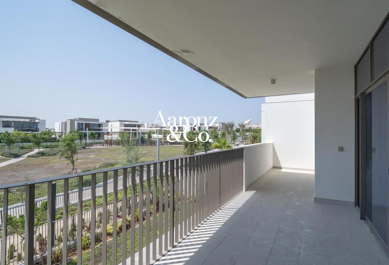 Large Plot | Landscape | Vacant | Ready To Move In photo 25