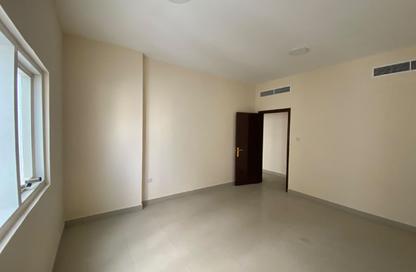 Apartment - 2 - 3 for rent in Al Majaz 2 - Al Majaz - Sharjah
