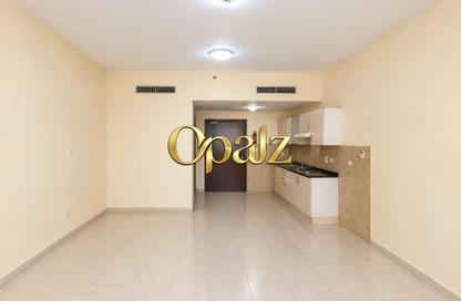 Apartment - Studio - 1 for rent in Abdul Rahim Mohd Al Zarooni Building - Al Mankhool - Bur Dubai - Dubai