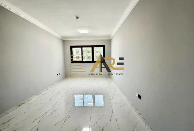 110083027 - Property Image 2