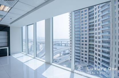 Office Space - Studio - 1 Bathroom for rent in Crystal Tower - Business Bay - Dubai
