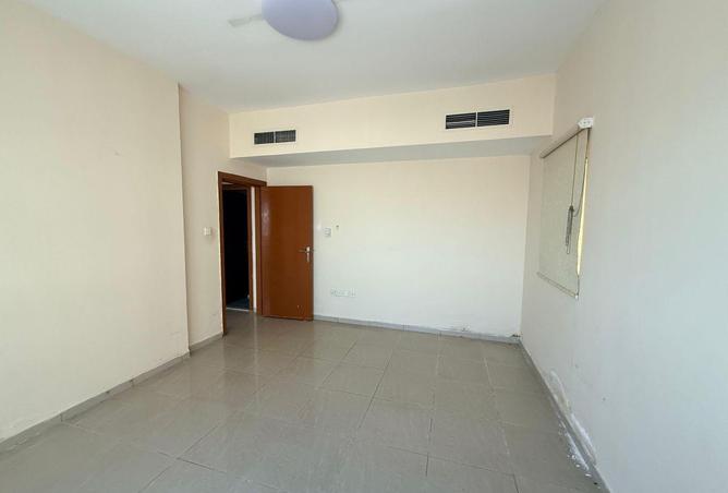 73877418 - صورة العقار 3