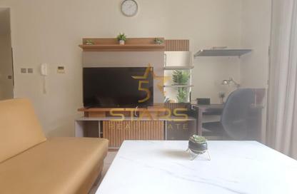 شقة - غرفة نوم - 2 حمامات للايجار في غنيمه - كيو بوينت - ليوان - دبي
