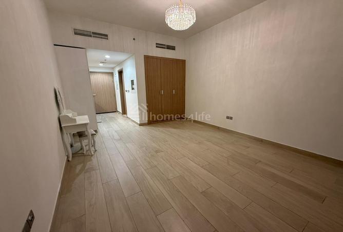 71124085 - Property Image 3