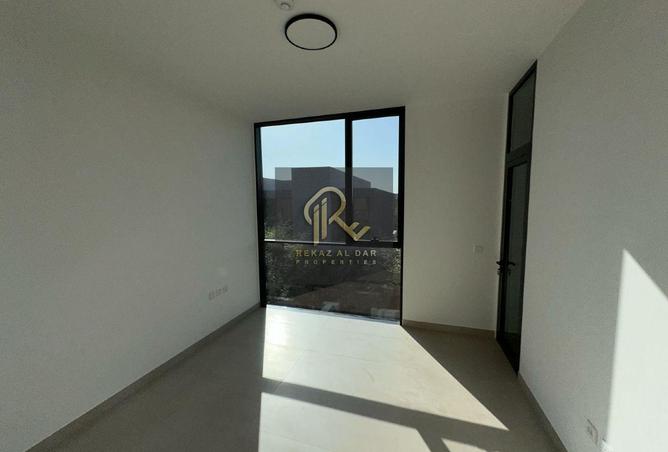 63644000 - Property Image 2