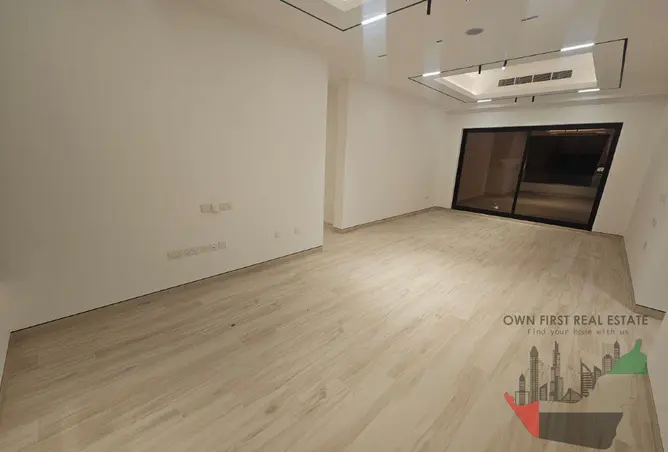 155578241 - Property Image 3