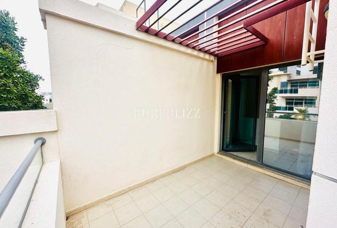 75010329 - Property Image 3