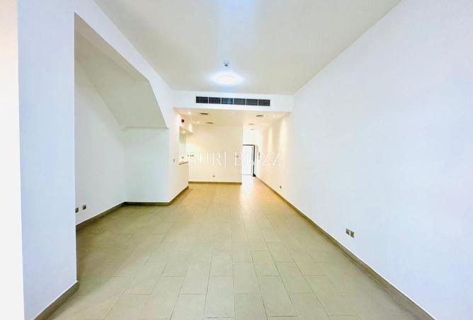 75010329 - Property Image 2