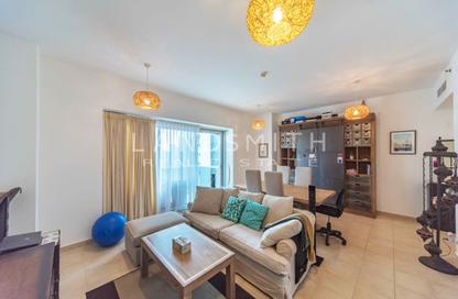 Apartment - 2 Bedrooms - 3 Bathrooms for rent in Marina Tower - Dubai Marina - Dubai Apartment - 2 Bedrooms - 3 Bathrooms for rent in Marina Tower - Dubai Marina - Dubai