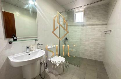 Apartment - 2 Bedrooms - 3 Bathrooms for sale in Dunya Tower - Burj Khalifa Area - Downtown Dubai - Dubai