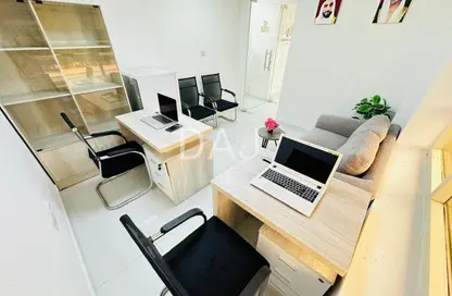 مكتب - غرفة نوم - 1 حمام للايجار في مبنى سيلفر هوم - هور العنز - ديرة - دبي