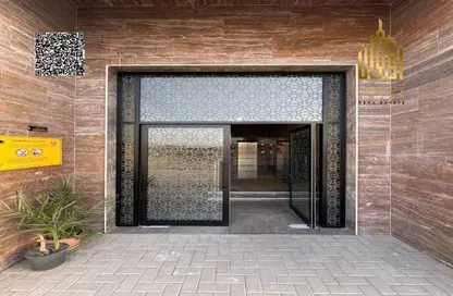 عمارة بالكامل للبيع في 2 الحميدية - الحميدية - عجمان