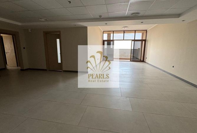 129744418 - Property Main Image