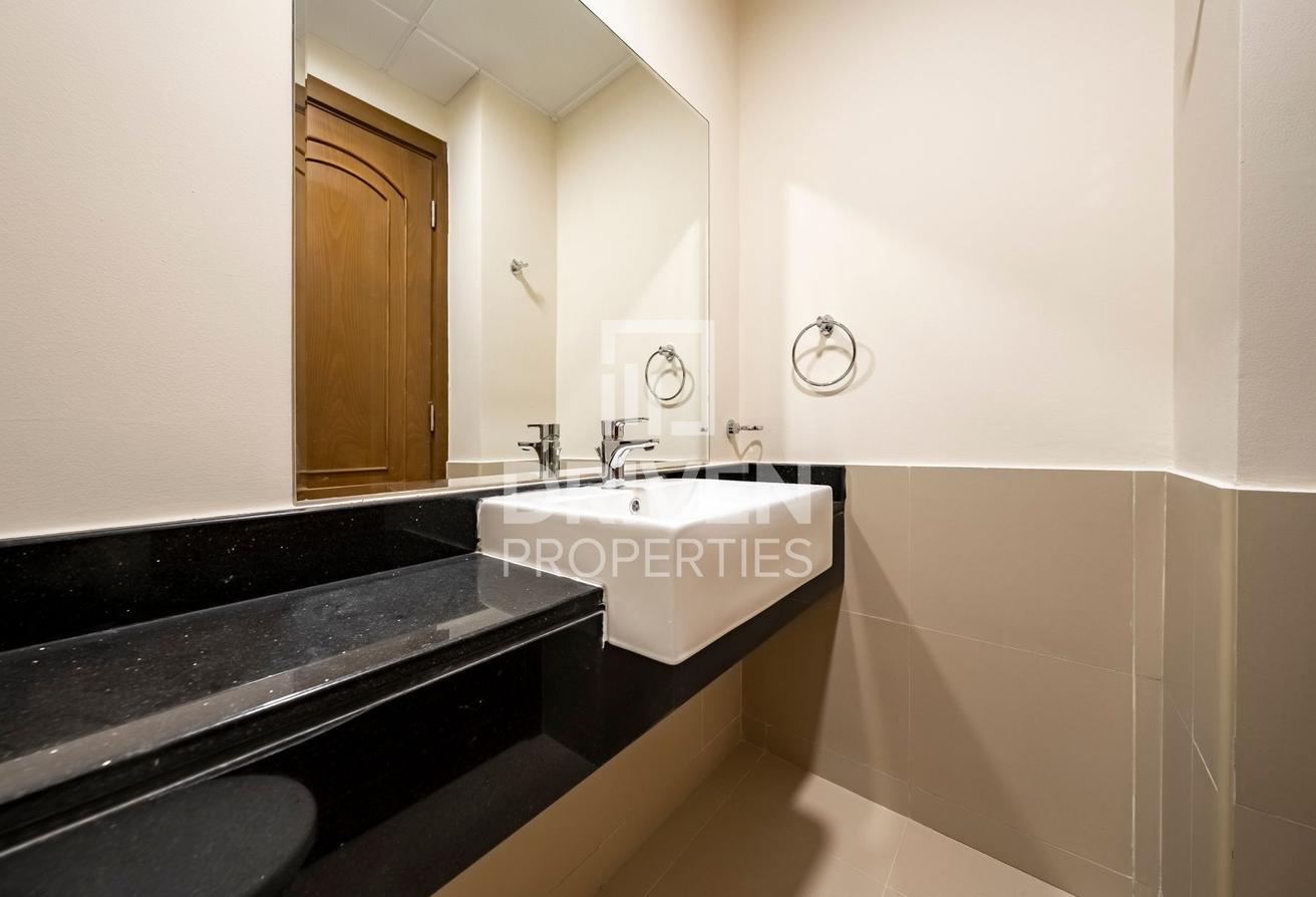 2 Month Free | Maids Room | Family Building photo 18