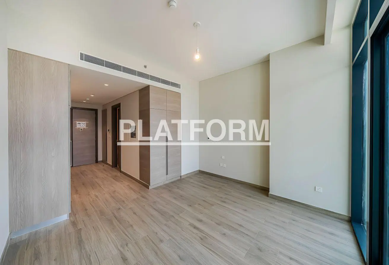160113927 - Property Main Image