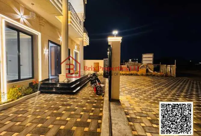 100858403 - Property Image 3