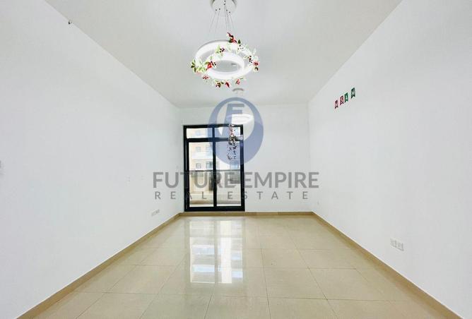 81128699 - Property Image 3