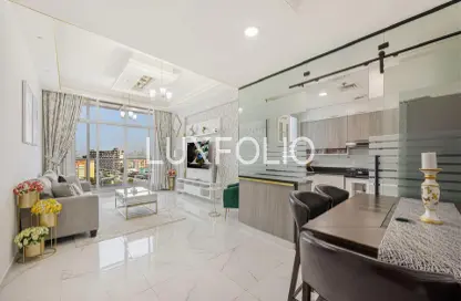 شقة - 2 غرف نوم - 3 حمامات للايجار في الجادة الخامسه - الفرجان - دبي