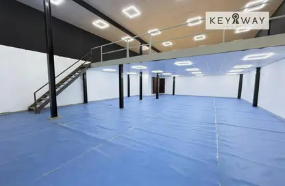 مستودع - استوديو للايجار في القوز الصناعية 1 - القوز الصناعية - القوز - دبي