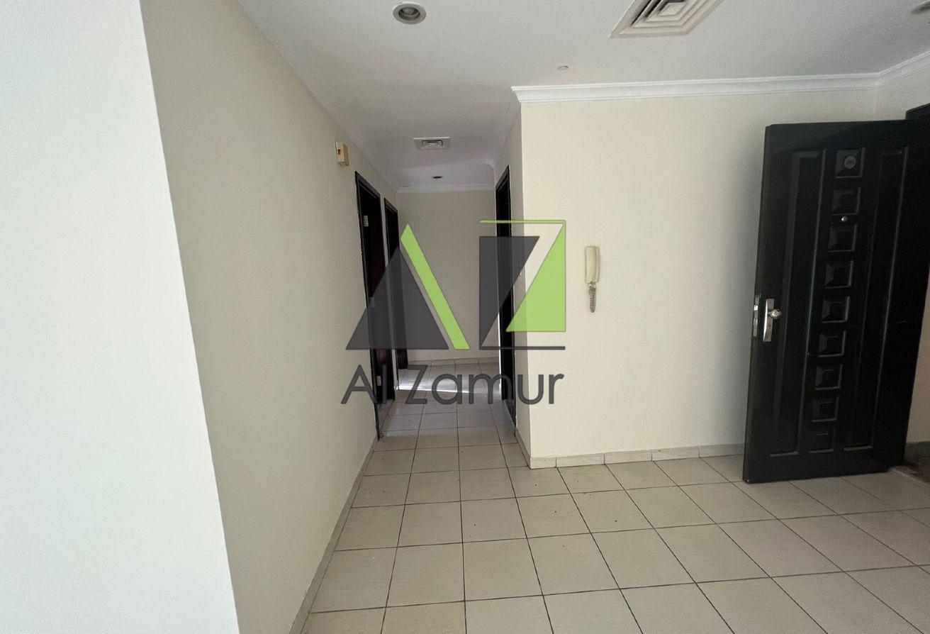 LAVISH 1BR+LAUNDRY | HUGE LAYOUT | PRIME LOCATION photo 3