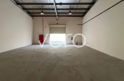 مستودع - استوديو - 1 حمام للايجار في السجع إس - الصجعة - الشارقة