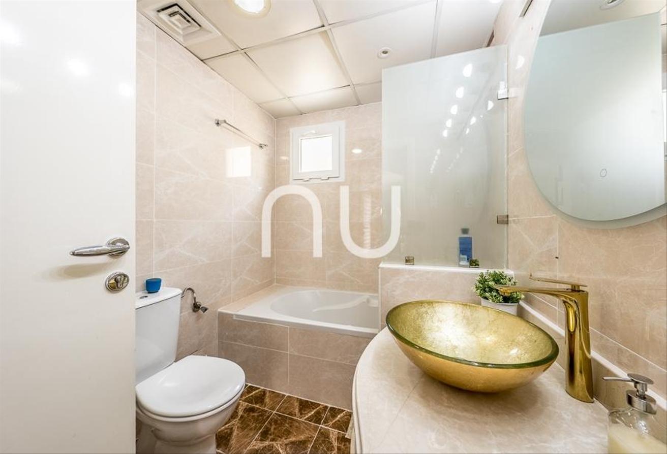 Fully Upgraded 5 Bed | Exclusive | Vacant Now photo 16