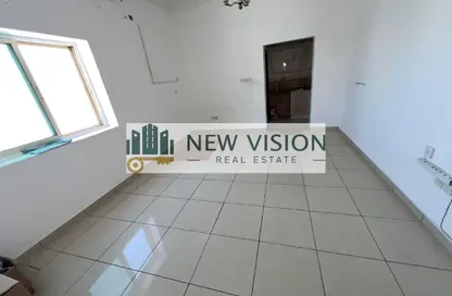 Apartment - 1 Bathroom for rent in Al Butina B - Al Butina - Sharjah