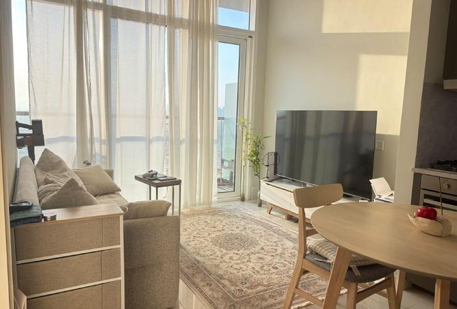 Modern 1BR | Upgraded apartment |Best Amenities photo 3