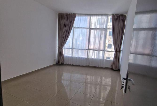 94009537 - Property Image 2