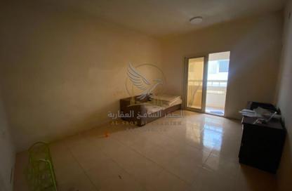 Apartment - 2 Bedrooms - 2 Bathrooms for rent in Al Qulaya'ah - Al Sharq - Sharjah Apartment - 2 Bedrooms - 2 Bathrooms for rent in Al Qulaya'ah - Al Sharq - Sharjah