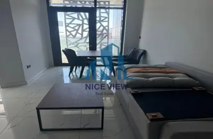 Apartment - 1 Bedroom - 2 Bathrooms for rent in The Gate - Masdar City - Abu Dhabi Apartment - 1 Bedroom - 2 Bathrooms for rent in The Gate - Masdar City - Abu Dhabi